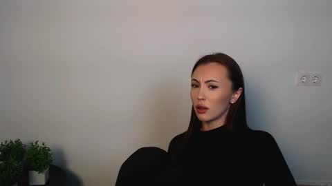 Snapshot of nikonara_ chatting on October 23, 5:08 pm nikonara_ online show from October 23, 5:08 pm