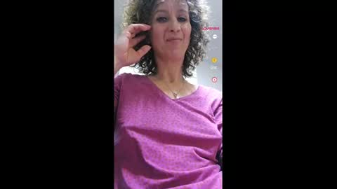 Snapshot of nikpassion123 chatting on February 19, 7:27 pm nikol online show from February 19, 7:27 pm