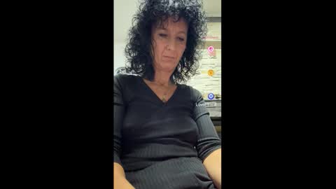 Snapshot of nikpassion123 chatting on October 3, 5:23 am nikol online show from October 3, 5:23 am