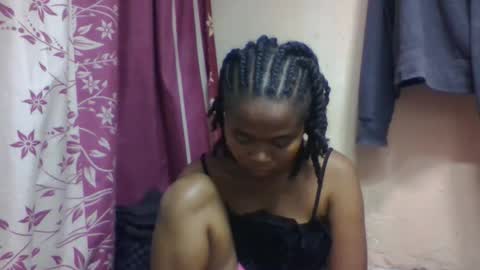 nilah online show from December 4, 6:48 am