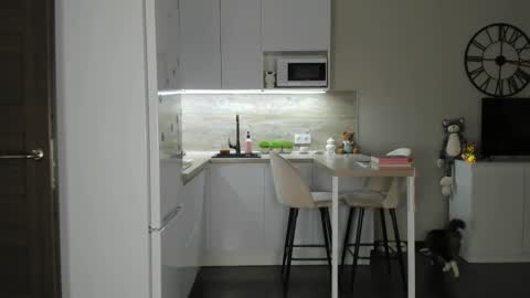 Snapshot of nilliluv chatting on October 19, 2:52 pm Bella online show from October 19, 2:52 pm