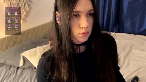 Jennet online show from December 2, 4:40 pm