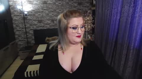 Blonde Nimpho online show from January 29, 8:29 am