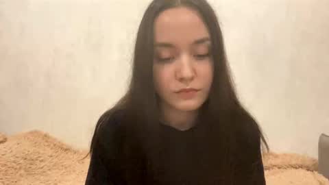Snapshot of nimraeve chatting on September 15, 7:32 pm Mary online show from September 15, 7:32 pm