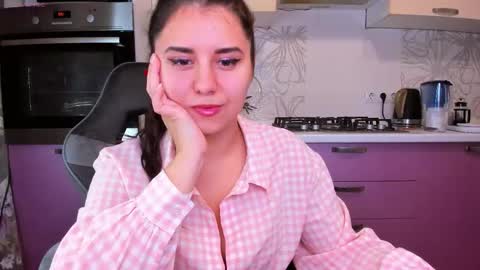 Nina online show from September 27, 9:22 pm