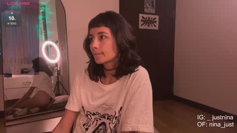 Snapshot of nina_just chatting on January 6, 9:54 pm Nina. online show from January 6, 9:54 pm