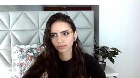  Nina  online show from December 10, 8:16 pm