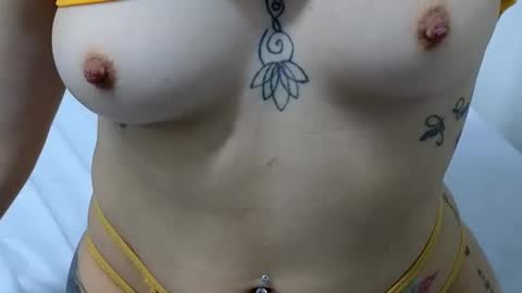 Ninaa fox online show from January 18, 3:38 pm
