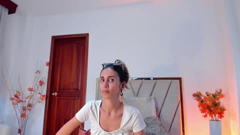 Nina online show from January 15, 6:19 pm