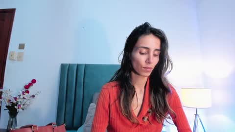 Nina online show from December 26, 6:22 pm