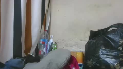 ninaeaa online show from December 23, 8:51 am