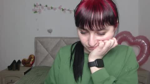 ninaflawlees online show from March 3, 1:50 pm