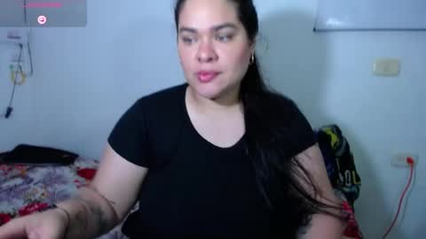 NinaFuentes online show from August 6, 4:52 am