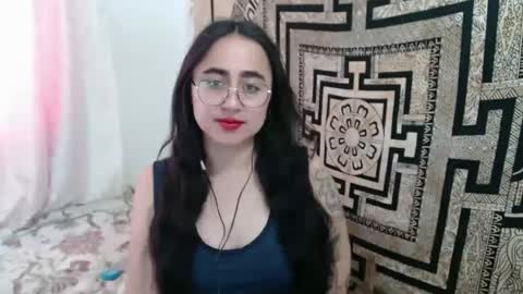Snapshot of ninakravtz chatting on September 11, 2:50 pm N I N A online show from September 11, 2:50 pm