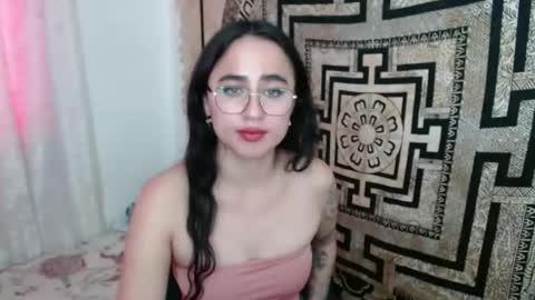 Snapshot of ninakravtz chatting on December 23, 1:56 pm N I N A online show from December 23, 1:56 pm