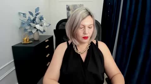 ninastarle online show from November 19, 4:56 am