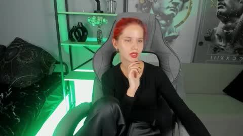 Nita online show from October 18, 8:43 pm