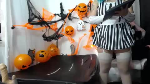 Snapshot of niuk_mei chatting on October 26, 1:17 pm Niuk online show from October 26, 1:17 pm