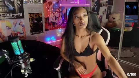 Snapshot of niviawolfe chatting on December 2, 12:39 pm NIVIA WOLFE online show from December 2, 12:39 pm