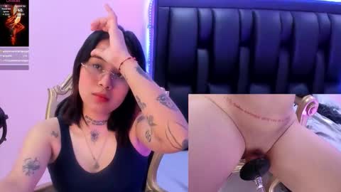 Nixie online show from October 3, 1:05 pm