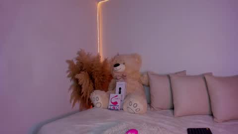 Noah online show from October 4, 5:39 pm