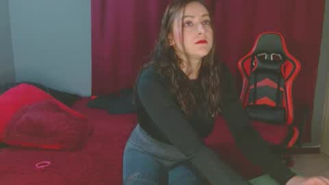 Snapshot of noamartin_ chatting on February 12, 11:51 pm Noamartin online show from February 12, 11:51 pm
