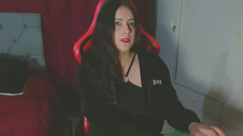 Snapshot of noamartin_ chatting on October 21, 11:09 pm Noamartin online show from October 21, 11:09 pm