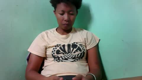 noella711128 online show from October 14, 12:52 pm