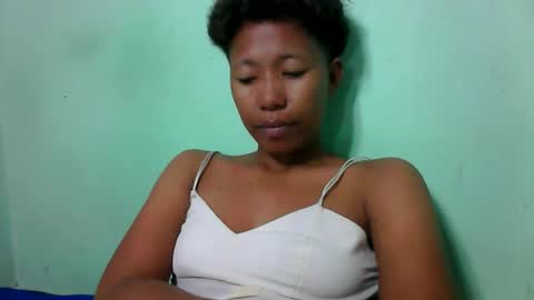 noella711128 online show from September 24, 4:44 am