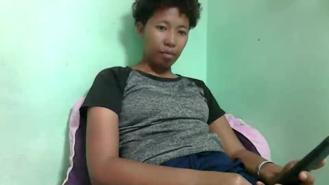 Snapshot of noellah chatting on November 1, 12:42 pm noellah online show from November 1, 12:42 pm