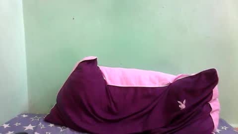 Snapshot of noellah chatting on October 22, 11:26 am noellah online show from October 22, 11:26 am