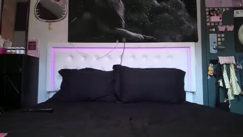Noelle online show from May 14, 12:27 am