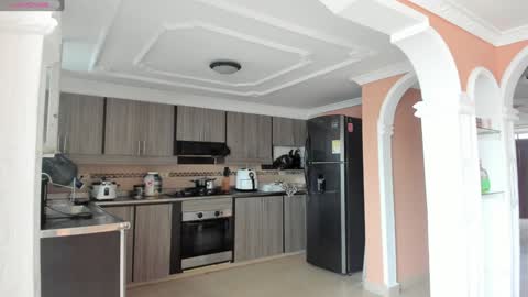  In instagram dayhannanoemi online show from December 21, 12:27 pm