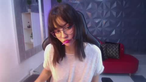 Noeva online show from September 16, 5:43 pm
