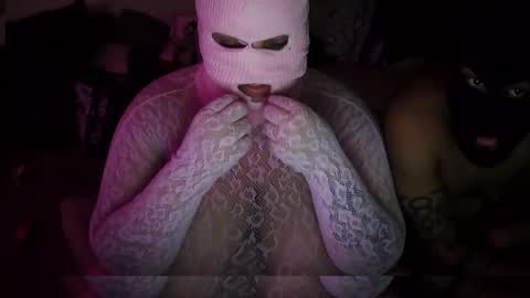 Noname  online show from December 22, 3:53 am