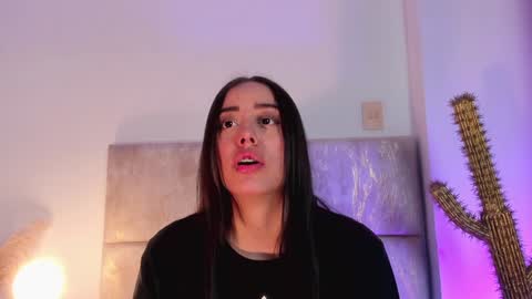 Nora Da Silva online show from December 21, 12:31 am