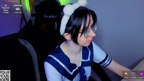 Nora Failure online show from June 13, 1:41 pm