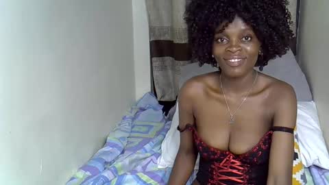 Snapshot of norah_pure chatting on December 17, 2:55 am norah_pure online show from December 17, 2:55 am