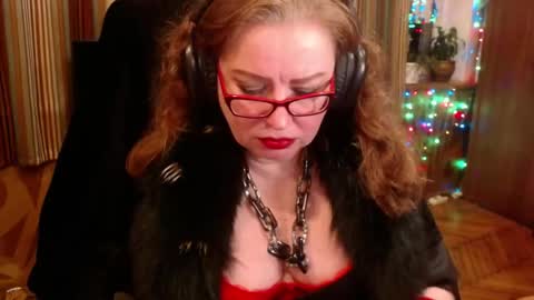 miss Tress online show from October 17, 7:06 pm