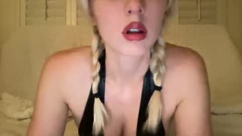 noscandal online show from November 15, 5:52 am