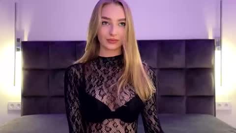 Goldie online show from November 27, 5:05 pm