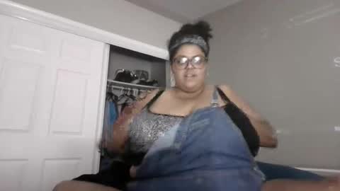 EbonyLight online show from May 25, 8:02 am