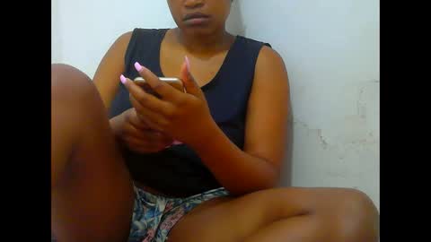 Snapshot of notoy1 chatting on October 19, 10:17 am notoy1 online show from October 19, 10:17 am