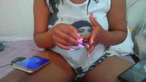 Snapshot of notoy1 chatting on September 26, 7:06 am notoy1 online show from September 26, 7:06 am