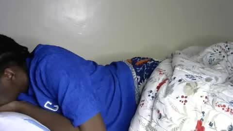 novaah online show from April 11, 2:39 am