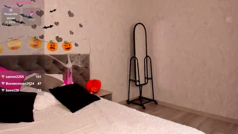 Snapshot of novalay chatting on November 2, 2:59 am Sonya online show from November 2, 2:59 am