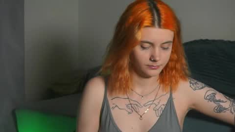 Snapshot of novarem chatting on October 14, 7:05 pm Nova online show from October 14, 7:05 pm