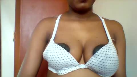 happie online show from September 9, 12:21 am