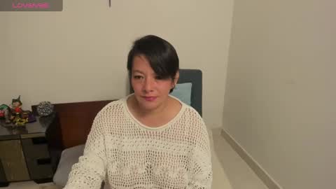 nuit_rose online show from January 26, 1:20 am