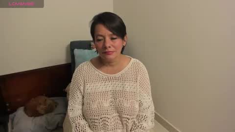 nuit_rose online show from February 11, 2:03 am